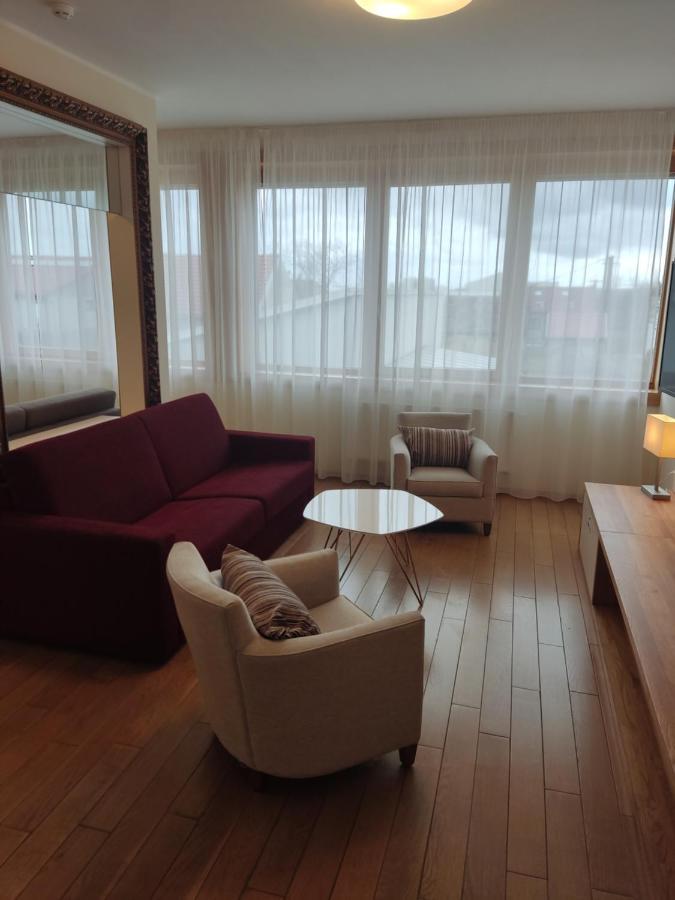 Hotel Madl Velke Bilovice ภายนอก รูปภาพ